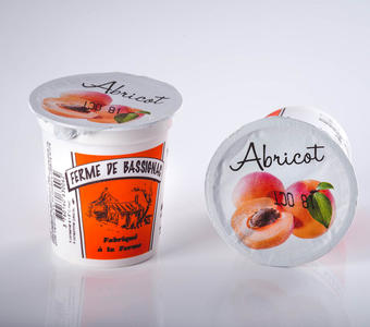 Yaourts abricots avec morceaux de fruits par 4
